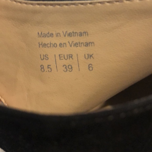 Shoemint Black bootie size 8.5 never worn in new condition. - Picture 9 of 10